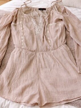 Romper size S